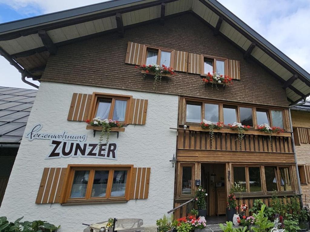 Holiday Apartment In Mittelberg With Wifi Exteriör bild